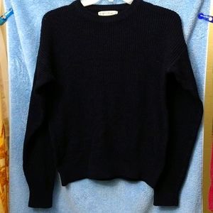 Men's sweater, size Large, Gap Clothing Co